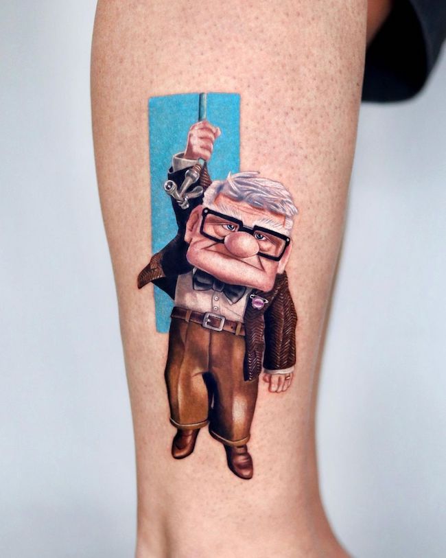 Il tatuaggio di Carl from Up realizzato da @tattooist_yeono