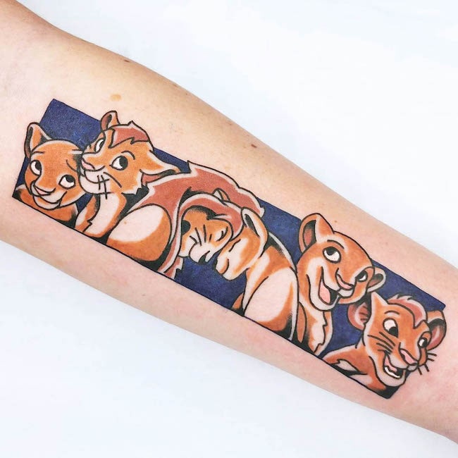 Il tatuaggio della famiglia del Re Leone di @la_malink