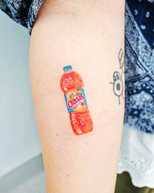 Tatuaggio Oasis di @popheemee.tattoo