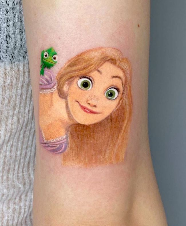 Rapunzel from the Tangled tattoo by @tattooist_pooh