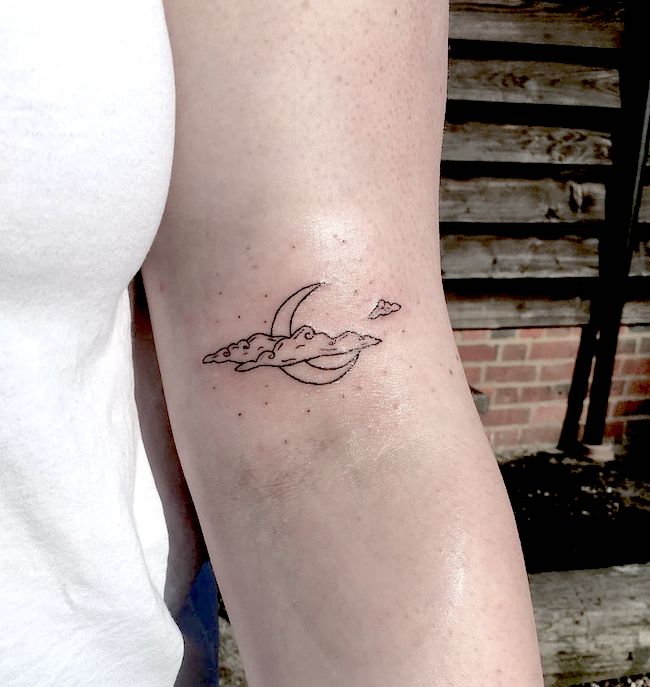 Una notte nuvolosa di @christinetaylortattoo