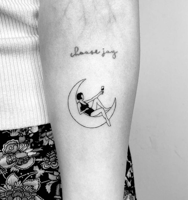 Un altro drink _ un tatuaggio lunare creativo di @cagridurmaz