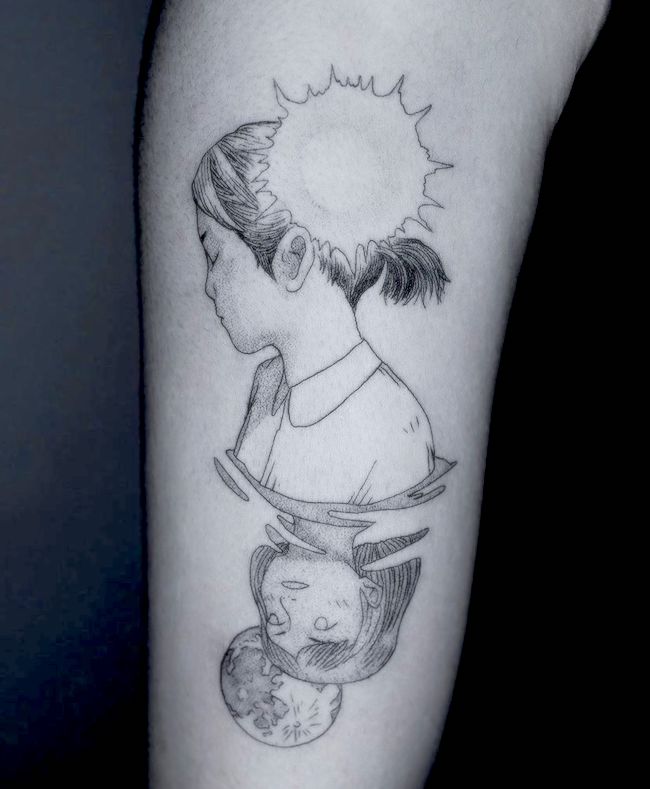 Think by the day feel by the night _ tatuaggio non comune di @lhkiosk