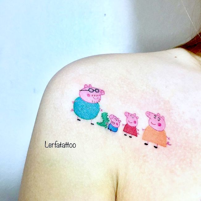 Tatuaggio della famiglia Peppa Pig di @lerfatattoostudio
