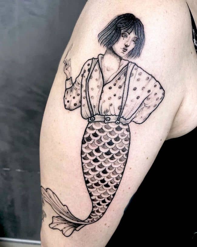 Una sirena fumante di @ligiacastrotattoo