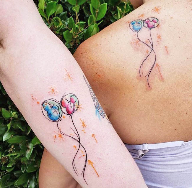 Tatuaggio madre-figlia di @equinoxtattoo