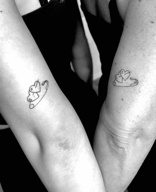 Cuori appuntati di @manus.artem.tattoo