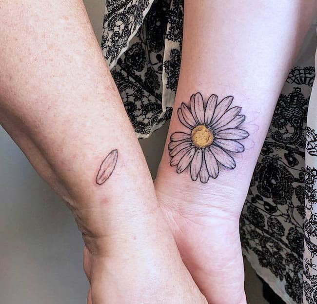 Tatuaggio madre-figlia di @bekahspicelatte