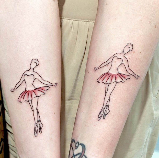 Tatuaggi abbinati alle regine danzanti di @lukasz_gizak