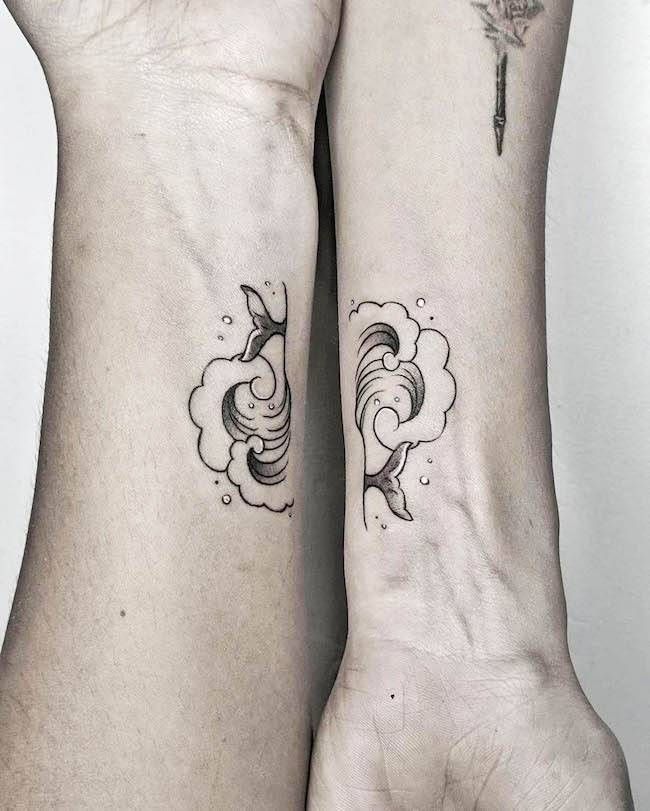 Tatuaggi di balene e onde di @young_karma94- Tatuaggi minimalisti per coppie