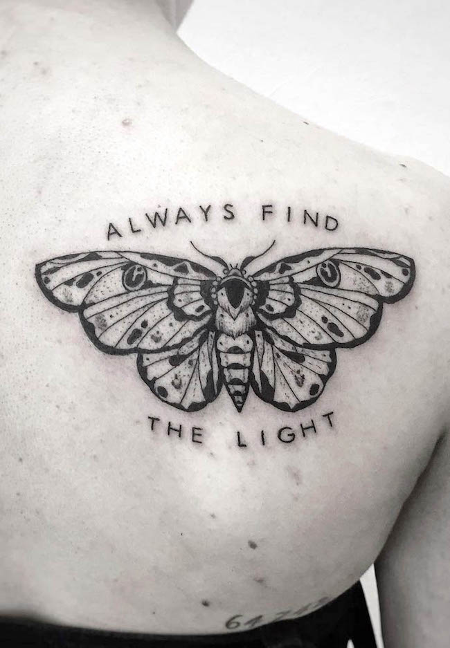 trova la luce tatuaggio di @novemberoakbranch