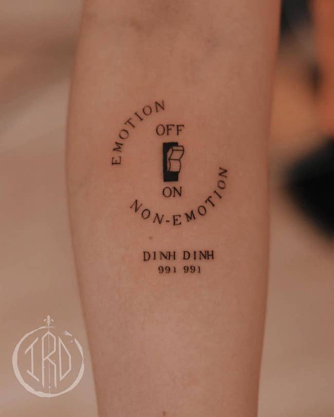 Un pulsante per spegnere le emozioni di @kay.tattooist