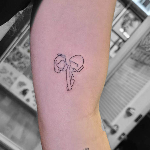 Tatuaggio minimalista di fratello e sorella di @_jose_g_p_