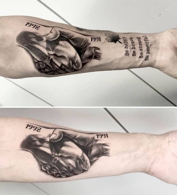Tatuaggi realistici di strette di mano sull'avambraccio di @endless_tattoo_bz- Tatuaggi audaci e creativi per i fratelli
