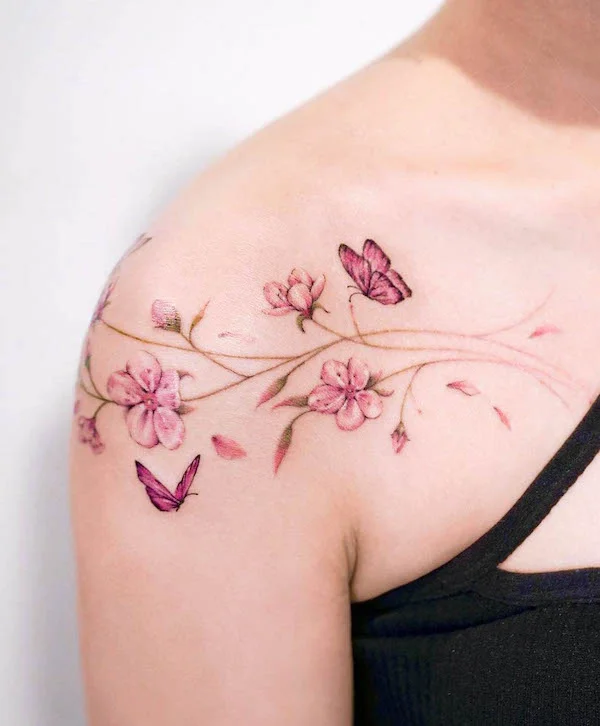 61 bellissimi tatuaggi di fiori di ciliegio con significato
