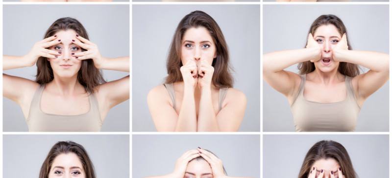 esercizi di yoga per il viso